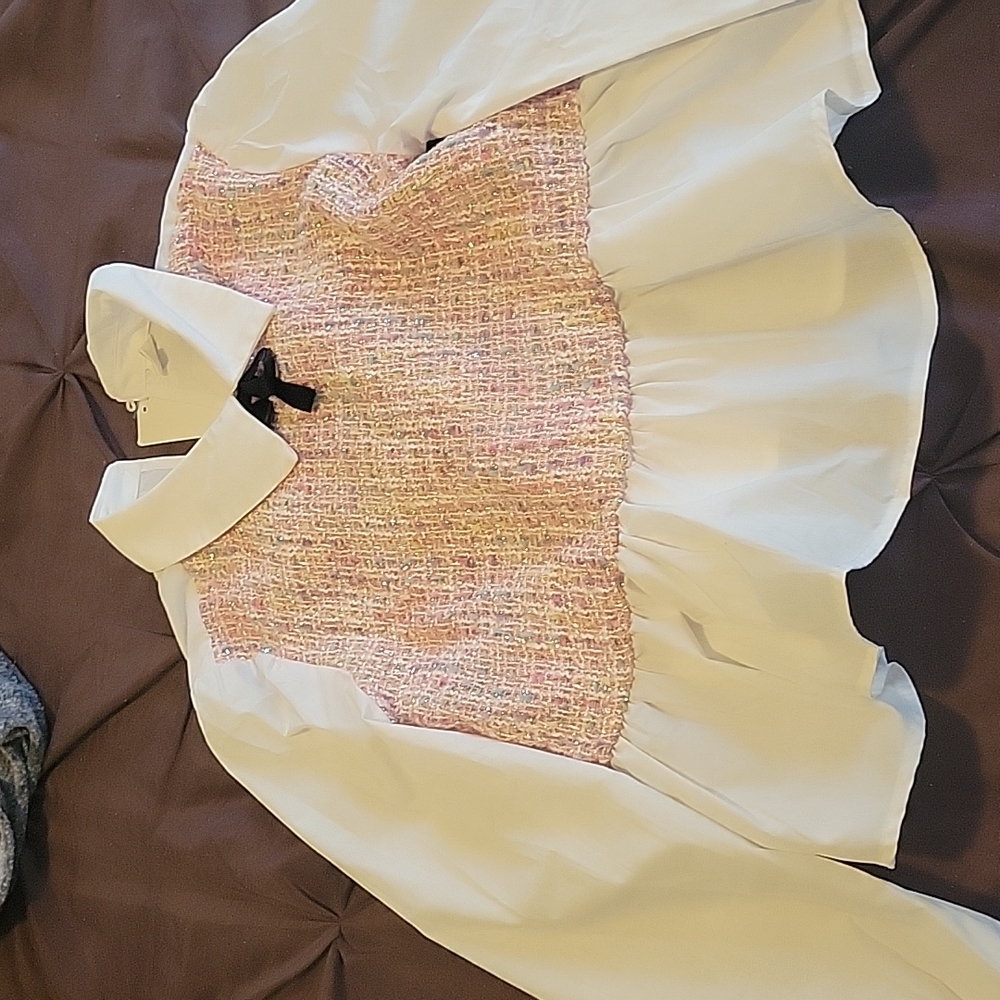 Blouse (never worn)
